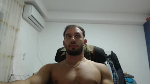 Snapshot of revivedunknown chatting on 17, 10, 2025 Chris online show from 17, 10, 2025