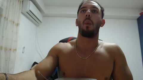 Snapshot of revivedunknown chatting on 19, 10, 2025 Chris online show from 19, 10, 2025