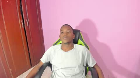 Snapshot of rey_bbc chatting on 17, 5, 2026 rey_bbc online show from 17, 5, 2026