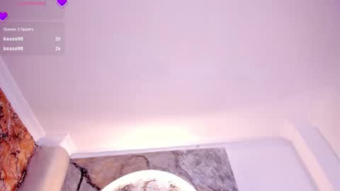 Snapshot of rianamanson chatting on 25, 11, 2025 Riana online show from 25, 11, 2025