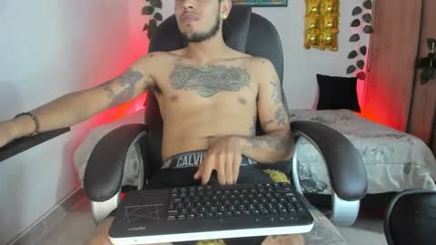 Snapshot of riancum chatting on 12, 2, 2025 juan online show from 12, 2, 2025