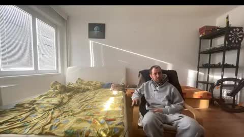 ricciardio online show from 5, 10, 2025