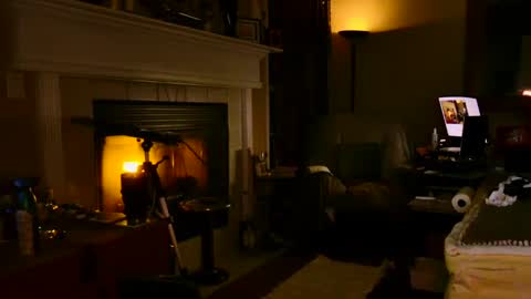 PINK HOLE TWINK online show from 3, 2, 2025