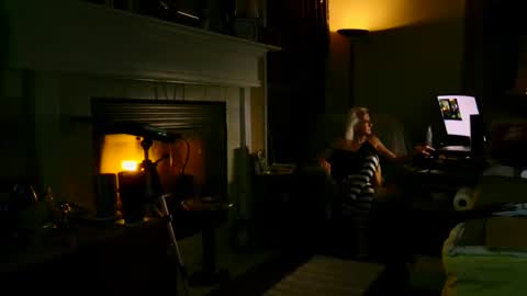 PINK HOLE TWINK online show from 9, 2, 2025