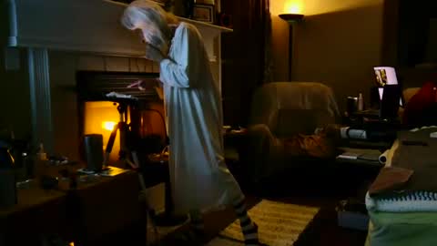 PINK HOLE TWINK online show from 27, 2, 2025