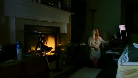 PINK HOLE TWINK online show from 21, 12, 2025