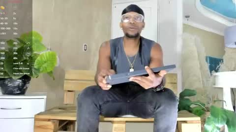 Snapshot of ricobrown777 chatting on 7, 7, 2026 RicoBrowm online show from 7, 7, 2026