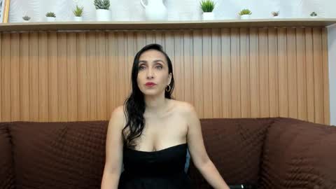 Snapshot of riley_reid_milf chatting on 13, 5, 2026 Oriana online show from 13, 5, 2026