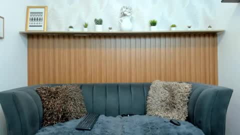 Oriana online show from 8, 7, 2026