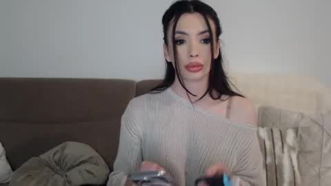 Snapshot of rileyeve chatting on 27, 10, 2025 RileyEve online show from 27, 10, 2025