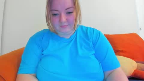 rina16 online show from 25, 11, 2025