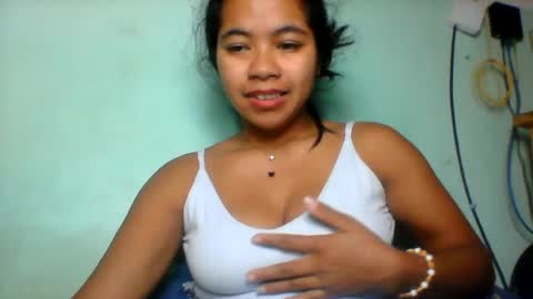 Snapshot of rinah856024 chatting on 2, 7, 2026 rinah856024 online show from 2, 7, 2026