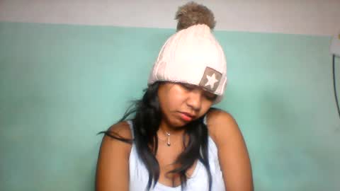 Snapshot of rinah856024 chatting on 7, 7, 2026 rinah856024 online show from 7, 7, 2026