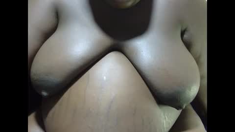 Snapshot of rio_sky chatting on 24, 12, 2024 cookie online show from 24, 12, 2024