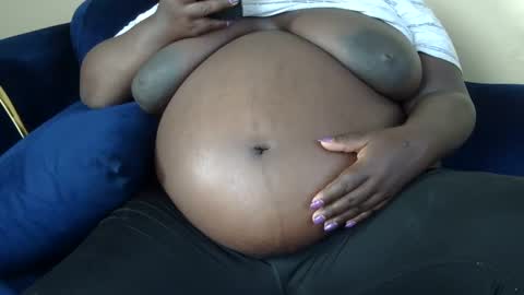 Snapshot of rio_sky chatting on 26, 12, 2024 cookie online show from 26, 12, 2024