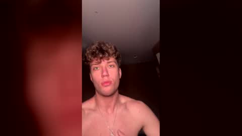 Snapshot of rjbrown03 chatting on 25, 3, 2026 rjbrown03 online show from 25, 3, 2026