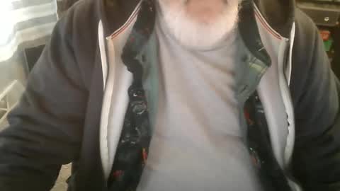 Snapshot of rndmronnie chatting on 24, 1, 2025 Ron Rodan online show from 24, 1, 2025