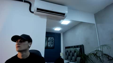 Roan Birkin online show from 21, 12, 2025