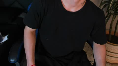 Roan Birkin online show from 15, 4, 2026