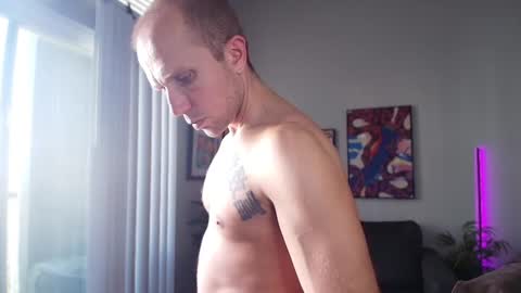 Snapshot of rob_ryder chatting on 9, 3, 2026 rob ryder online show from 9, 3, 2026