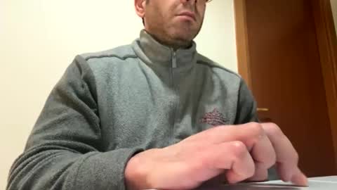 roberpierre_ho online show from 28, 2, 2026