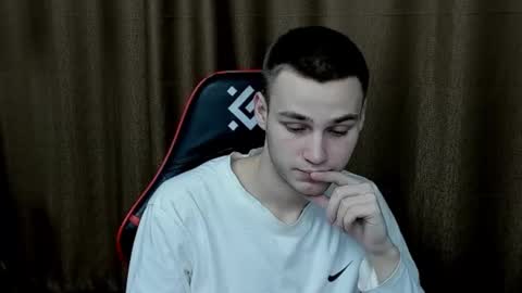 robert10211 online show from 15, 1, 2025