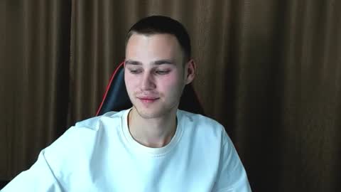 robert10211 online show from 2, 10, 2025