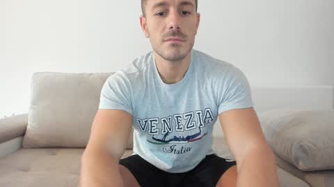 roberto4ever online show from 17, 1, 2025