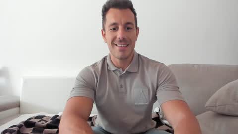 roberto4ever online show from 21, 6, 2026