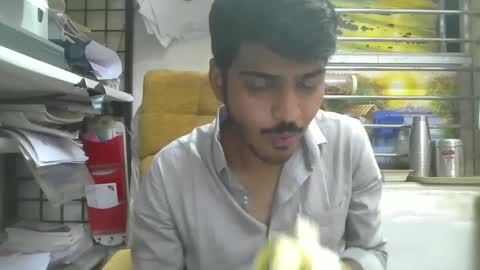 Snapshot of robertsalia220 chatting on 10, 3, 2025 Robertsalia online show from 10, 3, 2025