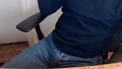 robidan6923 online show from 1, 12, 2025