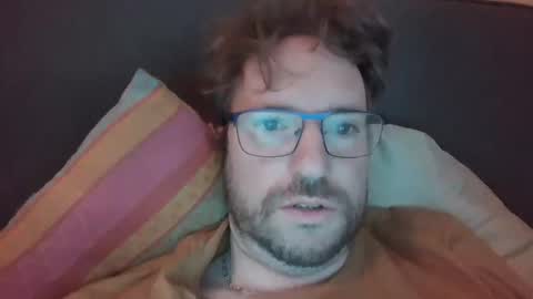 robinouhot online show from 16, 2, 2025