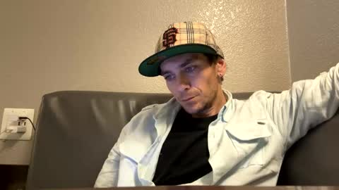 Rob witha 8 online show from 8, 10, 2025