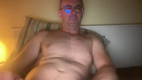 roccoismyhero online show from 17, 6, 2026