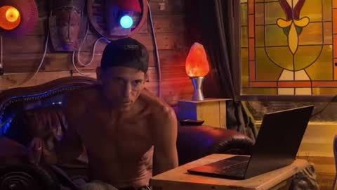 Snapshot of rockemx chatting on 12, 9, 2025 rockemx online show from 12, 9, 2025