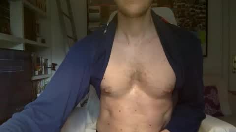 Snapshot of rocketviper chatting on 12, 11, 2025 RocketViper online show from 12, 11, 2025