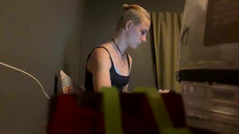 RockstarLoverz online show from 2, 2, 2025