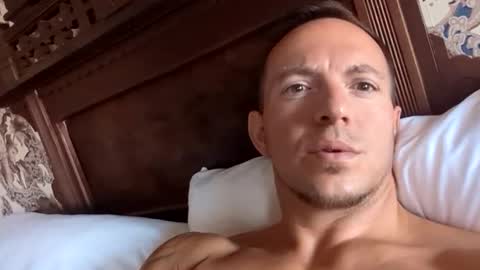 rokco_ online show from 8, 3, 2025