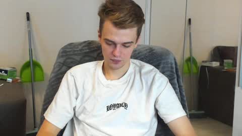 Snapshot of rokko_diamond777 chatting on 6, 12, 2024 taylor fox online show from 6, 12, 2024