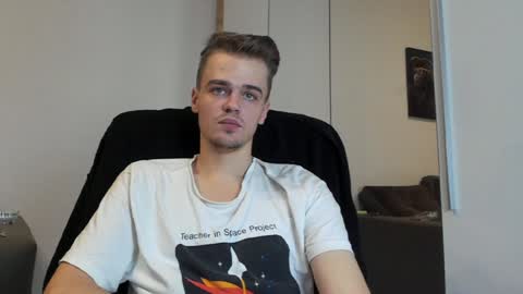 Snapshot of rokko_diamond777 chatting on 12, 1, 2025 taylor fox online show from 12, 1, 2025