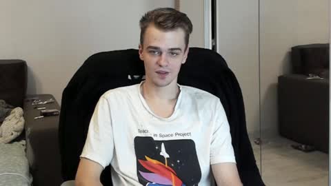 Snapshot of rokko_diamond777 chatting on 3, 2, 2025 taylor fox online show from 3, 2, 2025