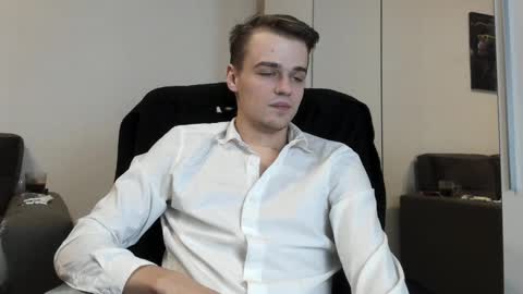 Snapshot of rokko_diamond777 chatting on 11, 2, 2025 taylor fox online show from 11, 2, 2025