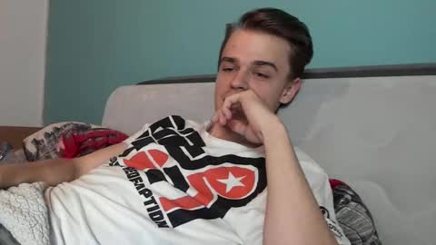 Snapshot of rokko_diamond777 chatting on 23, 9, 2025 taylor fox online show from 23, 9, 2025