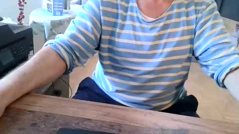 Snapshot of rolandloser1000 chatting on 17, 12, 2024 rolandloser1000 online show from 17, 12, 2024