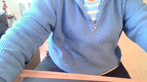 Snapshot of rolandloser1000 chatting on 10, 1, 2025 rolandloser1000 online show from 10, 1, 2025