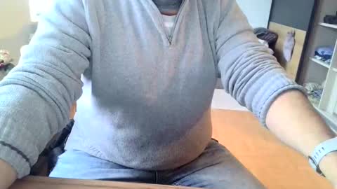 Snapshot of rolandloser1000 chatting on 16, 1, 2025 rolandloser1000 online show from 16, 1, 2025