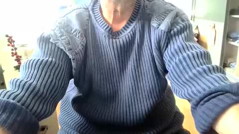 Snapshot of rolandloser1000 chatting on 22, 1, 2025 rolandloser1000 online show from 22, 1, 2025