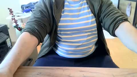 Snapshot of rolandloser1000 chatting on 29, 1, 2025 rolandloser1000 online show from 29, 1, 2025