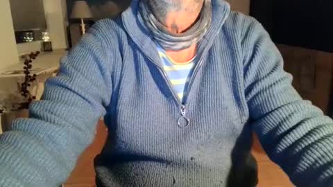 Snapshot of rolandloser1000 chatting on 3, 2, 2025 rolandloser1000 online show from 3, 2, 2025