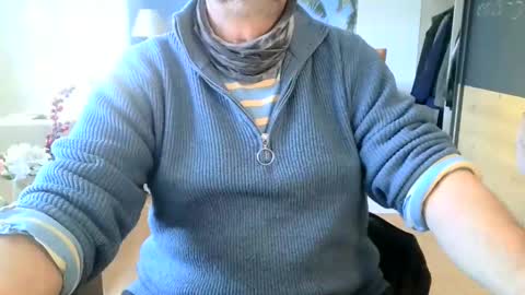 Snapshot of rolandloser1000 chatting on 4, 2, 2025 rolandloser1000 online show from 4, 2, 2025